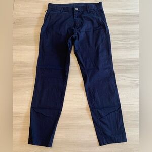 Fabletics High Side Chino Slim Fit Navy Blue Stretch Golf Pants Men's 30